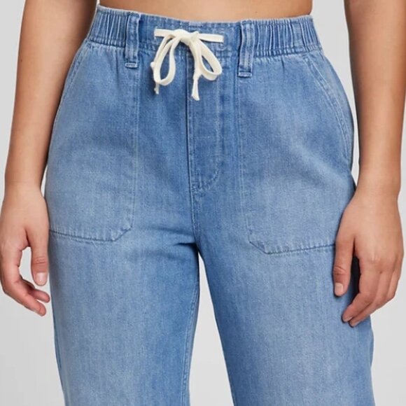 GAP - Easy Jeans with Washwell - Color: Medium Indigo 8 - Large - NWOT - Picture 1 of 11